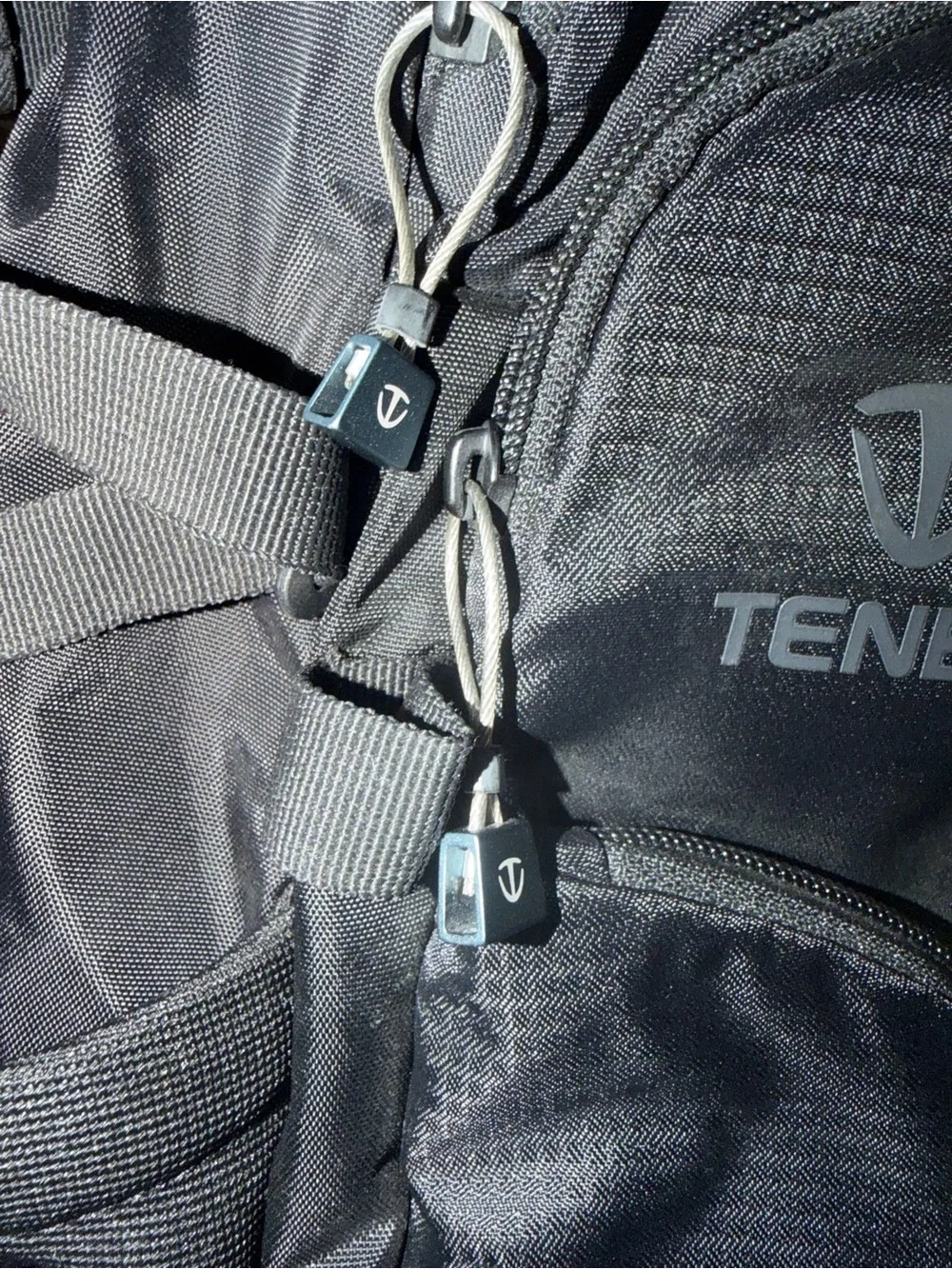 Black Men's Camera Backpack - Durable Everyday Carry